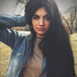 Meet your Posher, Alyssa